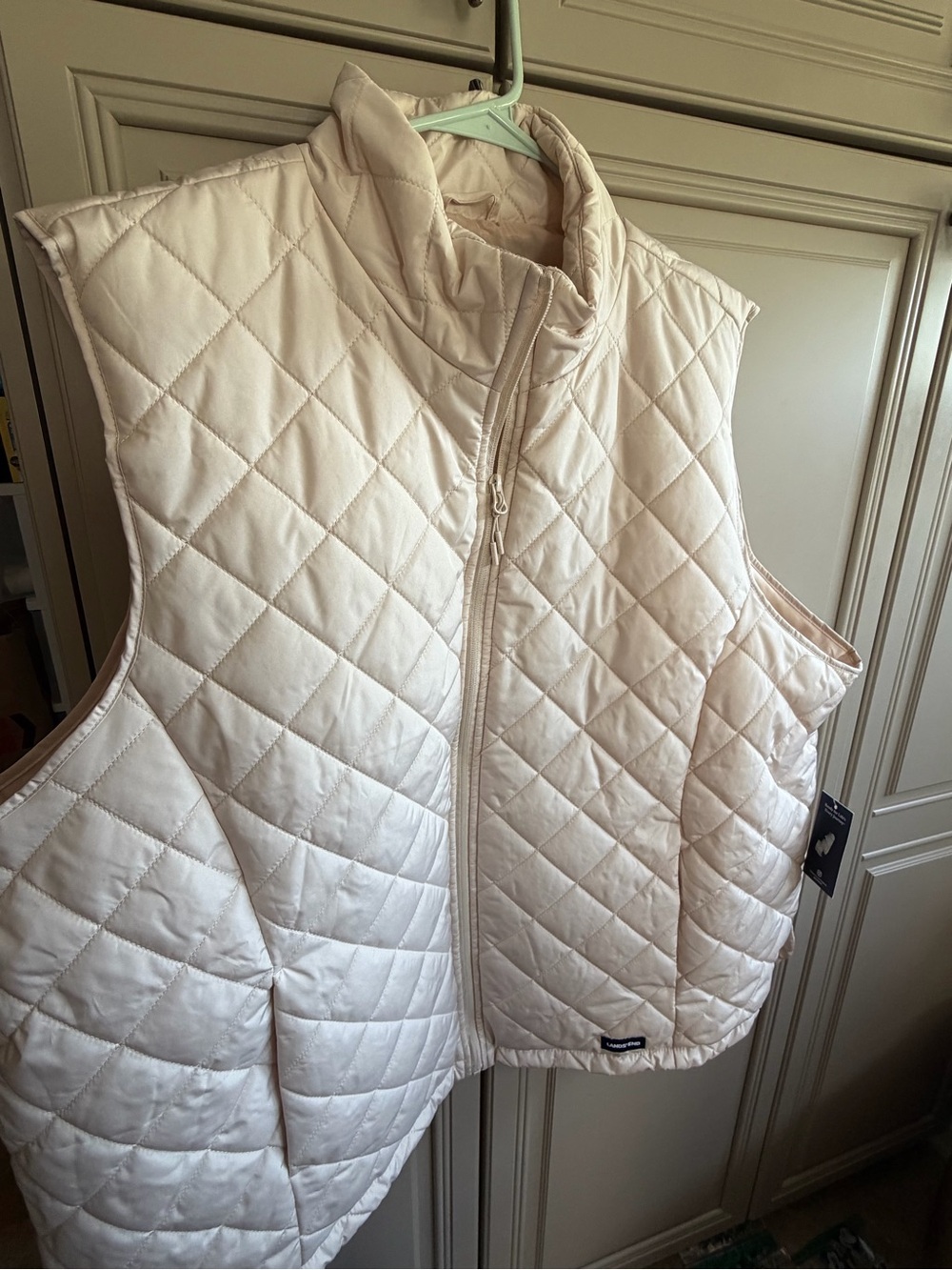 Lands' End Quilted Sleeveless Puffer Vest in Cream